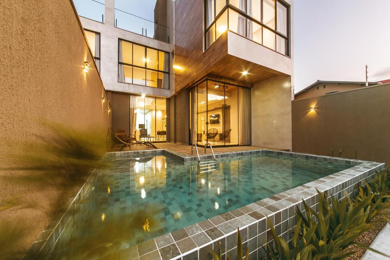 Casa Requinte Com piscina 02 Balneario Camboriu Exterior foto